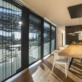 Cortinas verticales: elegancia, funcionalidad y versatilidad